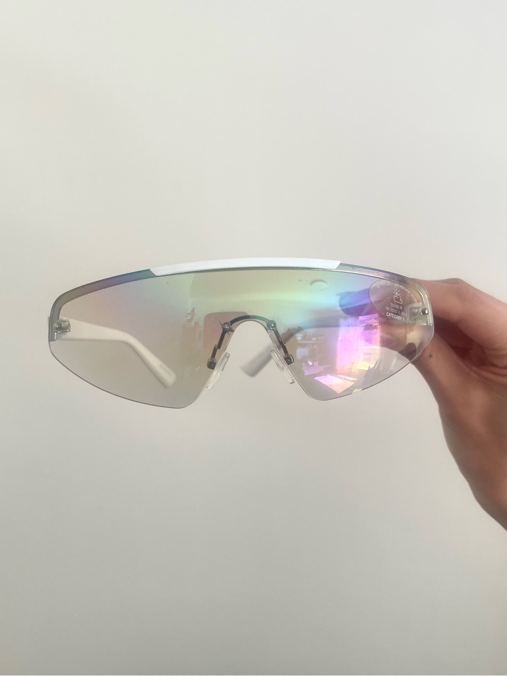 FREE 🎁! Mirrored Shield Sports Sunglasses with Iridescent Lens